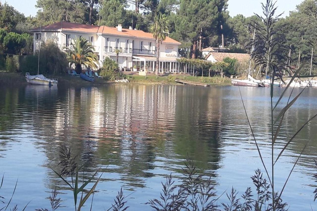 La Caravelle Logis Hotel Biscarrosse Buitenkant foto